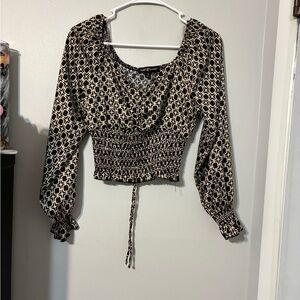 Almost Famous Black and White Geometric Blouse